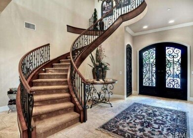 ENTRY FOYER