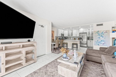 1006 Green Pine Blvd unit 61, West Palm Beach, FL 33409 - photo 4