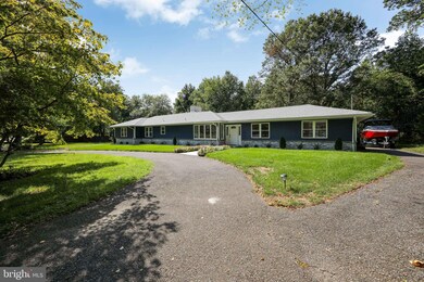 541 New Albany Rd, Moorestown, NJ 08057 - photo 2