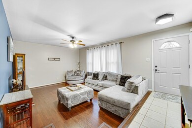 618 E Pine Place, Griffith, IN 46319 - photo 4