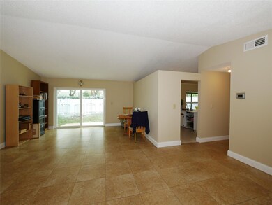 596 Abingdon Way, Davie, FL 33325 - photo 4