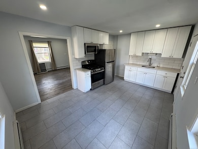 190 Bonner St, Hartford, CT 06106 - photo 2