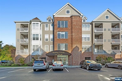 259 Cory Ln, Elmwood Park, NJ 07407 - photo 2