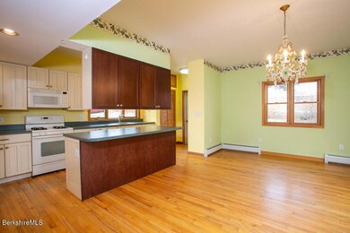 54 Castle Hill Ave, Great Barrington, MA 01230 - photo 6