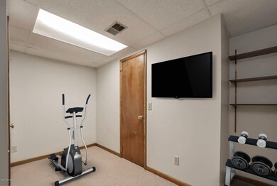 235 Durness Ct unit 568, Kalamazoo, MI 49006 - photo 7