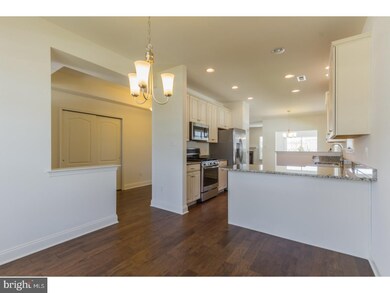 118 Field Loop unit 3336, Glassboro, NJ 08028 - photo 4