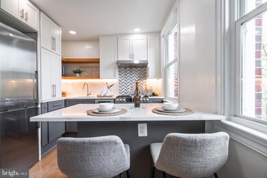 2801 Adams Mill Rd NW unit 406, Washington, DC 20009 - photo 5