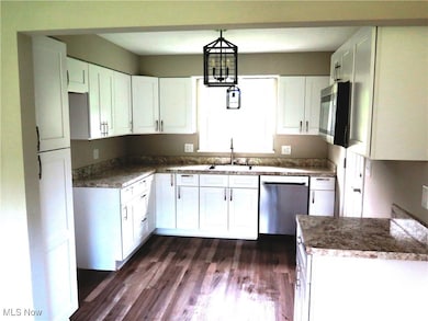 26836 Cook Rd, Olmsted Falls, OH 44138 - photo 5