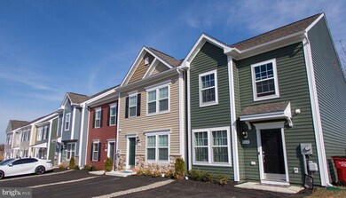 140 Loblolly Dr, Bunker Hill, WV 25413 - photo 5