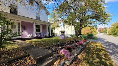 50 Grove St N, Barre, MA 01005 - photo 2