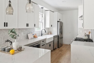 161 Lowell St unit 1, Somerville, MA 02143 - photo 5