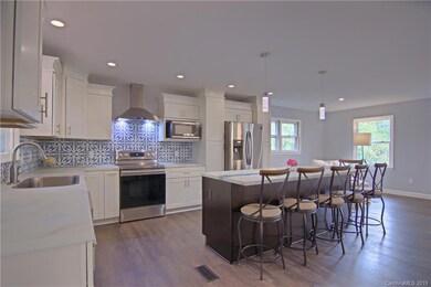 36 Fieldcrest Cir, Asheville, NC 28806 - photo 5