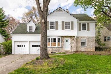 298 Brevoort Rd, Columbus, OH 43214 - photo 2