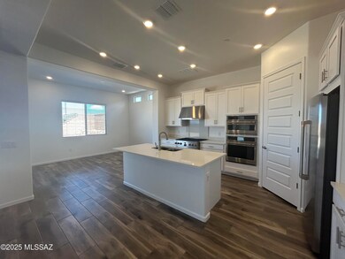 13975 N Crooked Creek Dr, Marana, AZ 85658 - photo 4