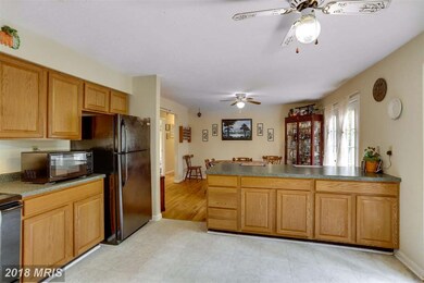 8935 Turkey Hill Rd, La Plata, MD 20646 - photo 7