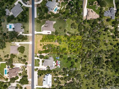 817 Oak Bluff Trail, New Braunfels, TX 78132 - photo 2