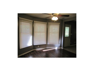 BAY WINDOW IN DINING ROOM