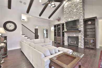 1502 Dauphine Ct, Centerton, AR 72719 - photo 3