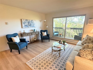 151 Calle Ojo Feliz, Santa Fe, NM 87505 - photo 5