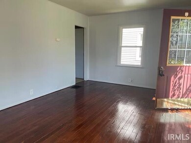 2115 S Pershing Dr, Muncie, IN 47302 - photo 7