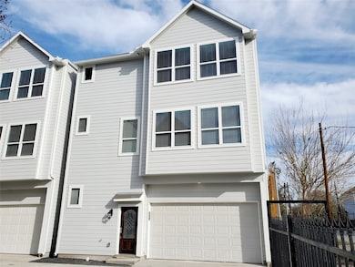 720 Link Rd, Houston, TX 77009 - photo 2