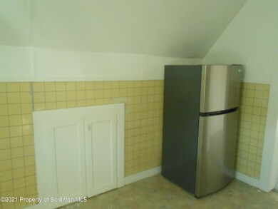 622 N Main Ave, Scranton, PA 18504 - photo 2