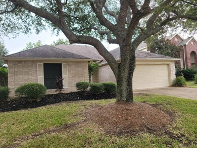 8926 Aber Trail Ct, Houston, TX 77095 - photo 2