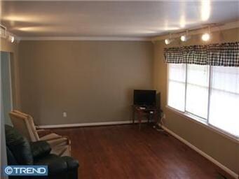 202 Scottfield Dr, Newark, DE 19713 - photo 2