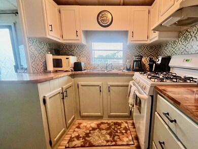 72 Skipjack Dr, Sarasota, FL 34233 - photo 5