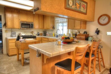 Kitchen 2