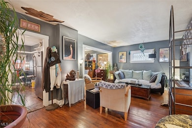 3244 W 86th St, Cleveland, OH 44102 - photo 5