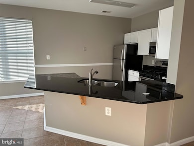 15615 Everglade Ln unit H104, Bowie, MD 20716 - photo 2