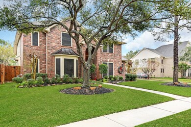 16815 Laguna Springs Dr, Houston, TX 77095 - photo 2