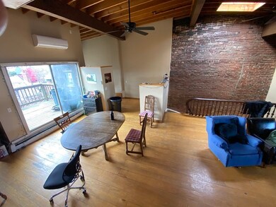 527 Massachusetts Ave unit 4, Boston, MA 02118 - photo 3