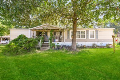 381 County Road 4020b, Dayton, TX 77535 - photo 5