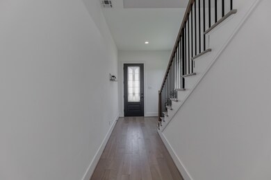 108 E 31st 1 2 St, Houston, TX 77018 - photo 3