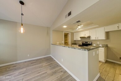 1012 S 21st St Mesa AZ 85204-print-005-0
