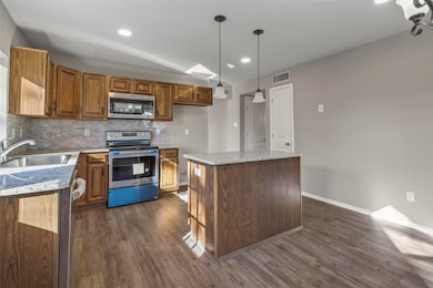 3208 Redwood St, Bedford, TX 76021 - photo 6