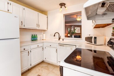 8 Apple Tree Hill Rd, Hopkinton, MA 01748 - photo 4