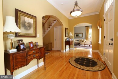 1623 Castlegreen Dr, Greencastle, PA 17225 - photo 2