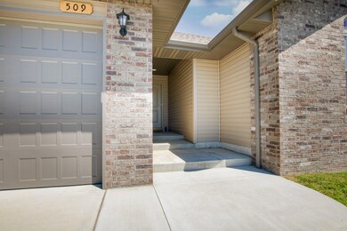 509 W Melody Lane-23