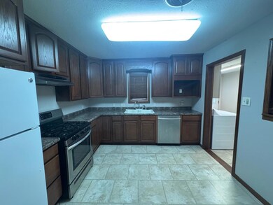 902 S Harrison St, Hugoton, KS 67951 - photo 7