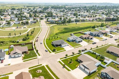 4937 Hitchcock Dr MLS-1