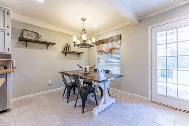 916 Madrid Ct, Hurst, TX 76053 - photo 6