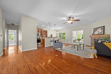 708 Birch Ln, Maryville, IL 62062 - photo 4