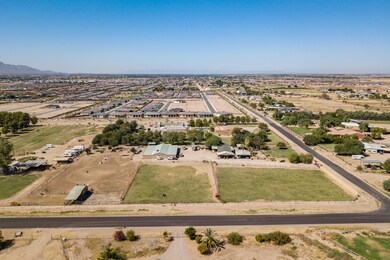 833 W Lenora Way, San Tan Valley, AZ 85140 - photo 3