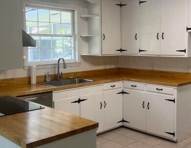 11275 Round O Rd, Round O, SC 29474 - photo 5