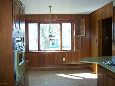 121 W Benjamin Ave, Conyngham, PA 18219 - photo 3