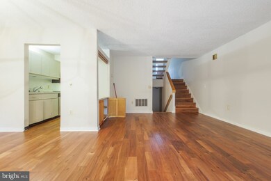 2368 Nutmeg Terrace, Baltimore, MD 21209 - photo 5