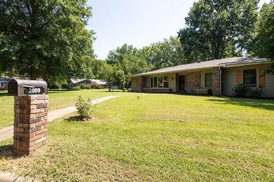 3009 Parkwood Dr, Rogers, AR 72756 - photo 2